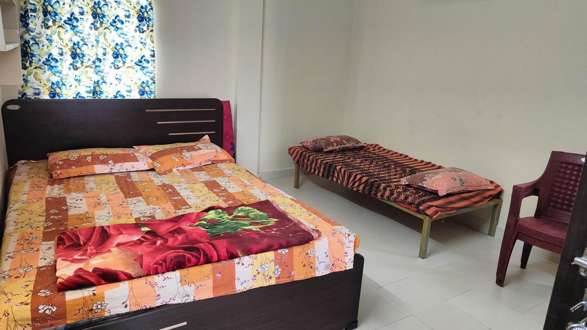 Guru Datta Residency Pithapuram Екстер'єр фото